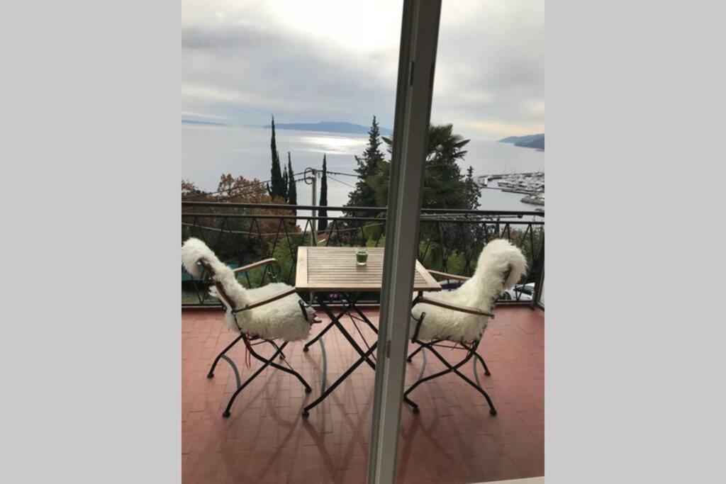 Ferienwohnung Breathtaking Sea View App For 2+1, Bbq ...... Opatija Exterior foto
