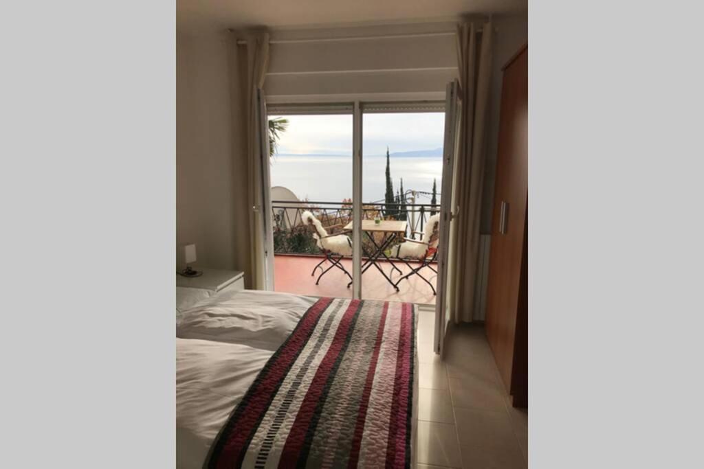 Ferienwohnung Breathtaking Sea View App For 2+1, Bbq ...... Opatija Exterior foto